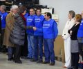 Su Majestad la Reina Doña Sofía saluda a los voluntarios del Banco de Alimentos de Salamanca