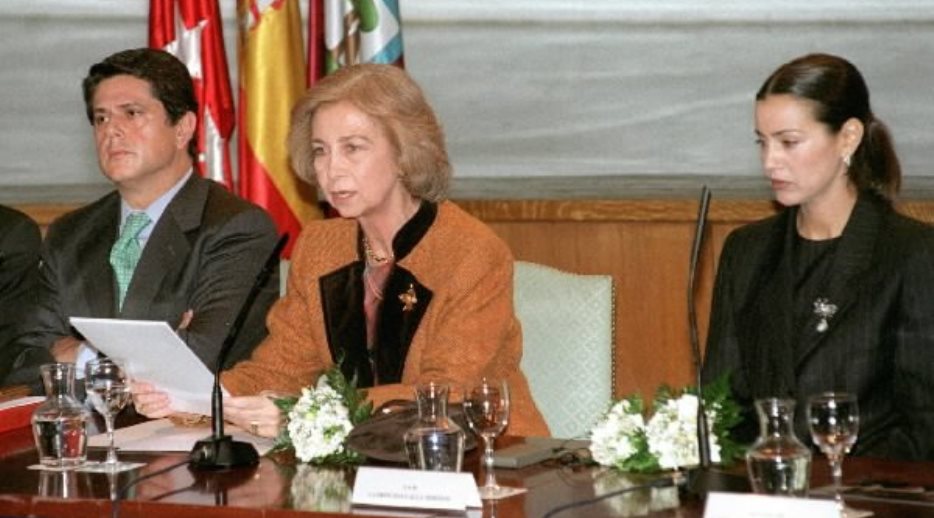 S.M. la Reina, durante su intervención en las Jornadas conmemorativas del X Aniversario de la Convención de Naciones Unidas sobre Derechos del Niño
