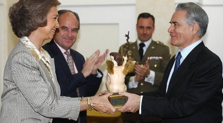 La Reina recibe el Premio a la Iniciativa Sociosanitaria