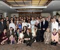 Doña Sofía junto a la colonia y cooperantes españoles