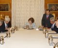 Doña Sofía, Bertino Velasco y Pasqual Maragall firman el convenio de colaboración