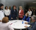 Doña Sofía visitó, entre otras, la sala de psicoestimulación