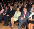 Doña Sofía en el patio de butacas del Auditorio antes del comienzo de la intervención del profesor Bengt Winblad