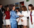 Sus Majestades los Reyes y Doña Sofía reciben el saludo de los investigadores, personal directivo y trabajadores del Centro Alzheimer Fundación Rei...