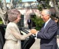 Su Majestad la Reina Doña Sofía recibe el saludo del presidente de la República Portuguesa, Marcelo Rebelo De Sousa, a su llegada al Palacio de Belém