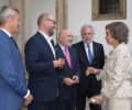 Su Majestad la Reina Doña Sofía a su llegada al Parador de Santiago