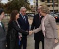 Su Majestad la Reina Doña Sofía durante los saludos de bienvenida a su llegada al Auditorio Carlos Saura de Huesca