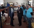 Su Majestad la Reina Doña Sofía durante la visita al Banco de Alimentos de Cuenca