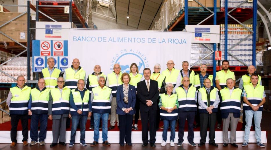 Su Majestad la Reina Doña Sofía visita las instalaciones de la Fundación Banco de Alimentos de La Rioja