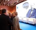 Su Majestad la Reina Doña Sofía durante el breve encuentro con los ponentes